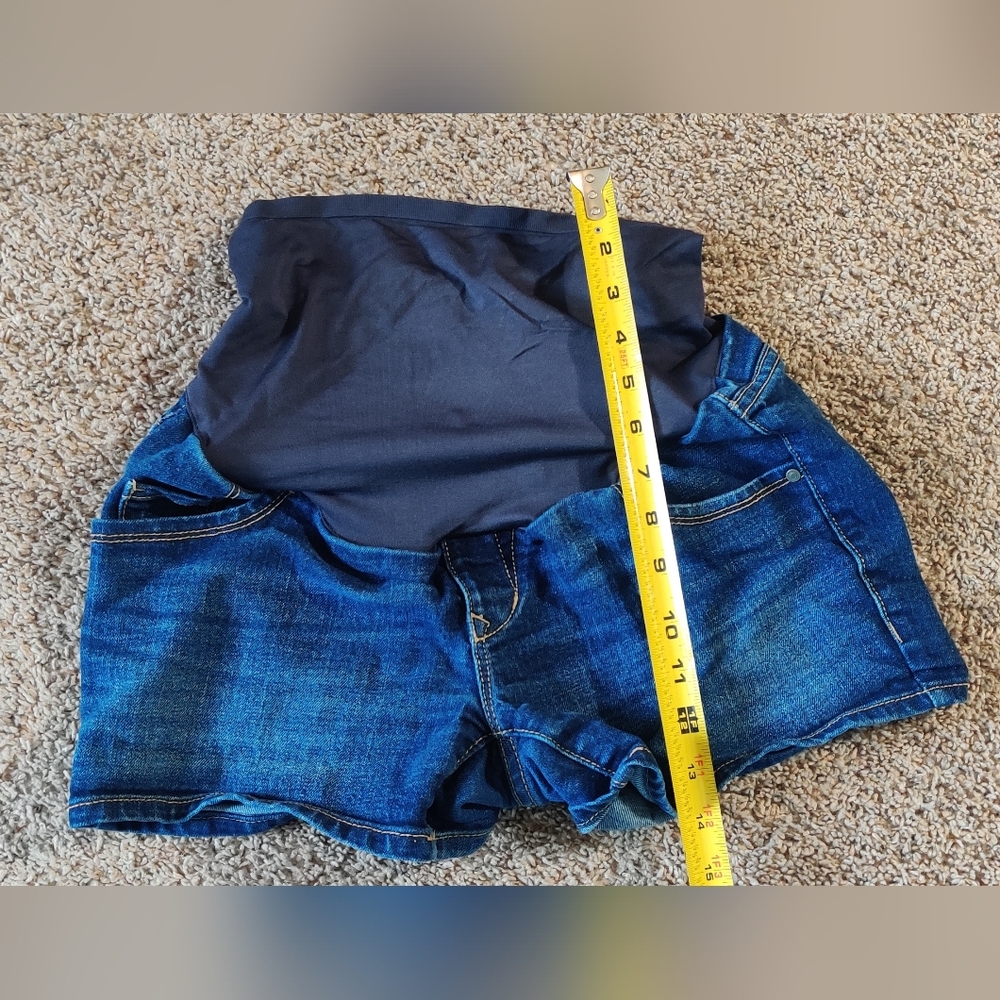 Old Navy Maternity Size 2 Jean Shorts